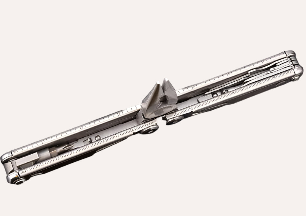 Daicamping DL12 18 In 1 Camping Multitools Clip Multi Pliers Multifunctional 7CR17MOV Folding Knife Tools Swiss Army Multi Knife