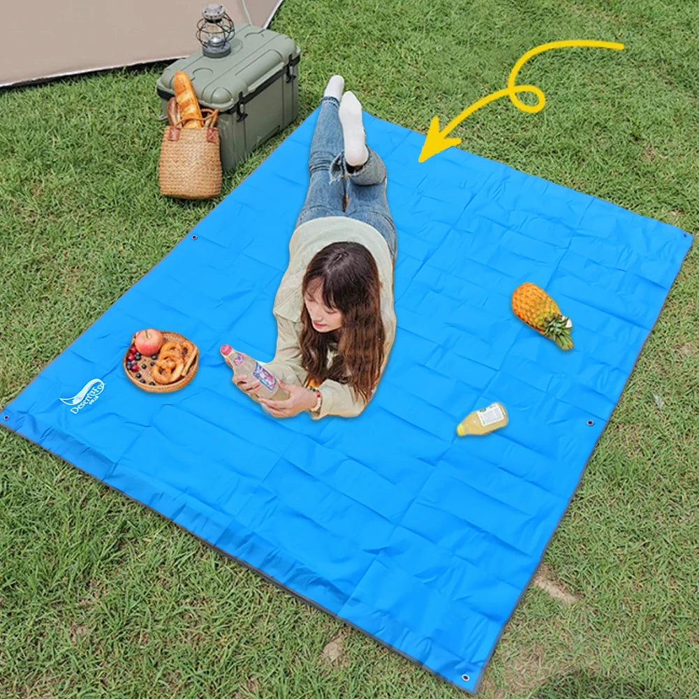 Ultralight Beach Camping Bag Tent Mat Waterproof Outdoor Camping Mat Foldable Picnic Blanket Beach Mat for Camping Hiking