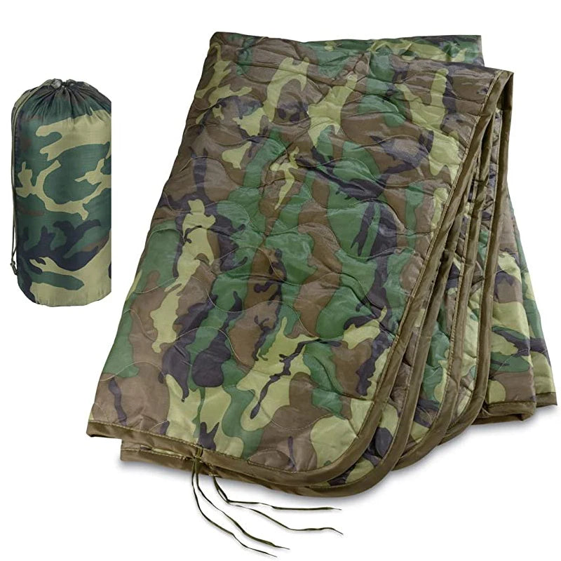 Tactical Army Poncho Liner Camouflage Water Repellent Woobie Quilted Blanket Suitable for Camping, Shooting, Hunting