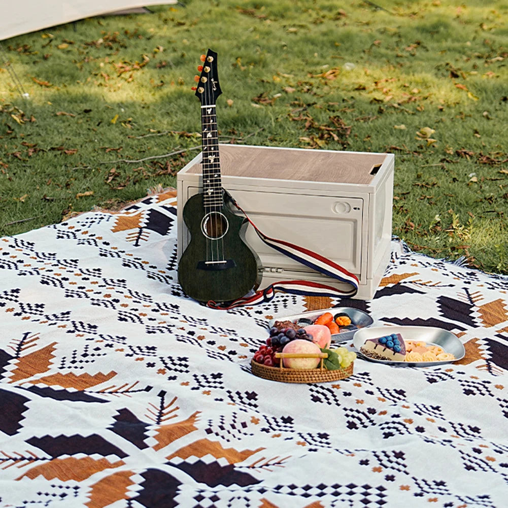 Outdoor Camping Mat with Tassel Retro Ethnic Bohemian Camping Tent Mattress Moisture-proof Polyester Cotton Travel Garden Rug