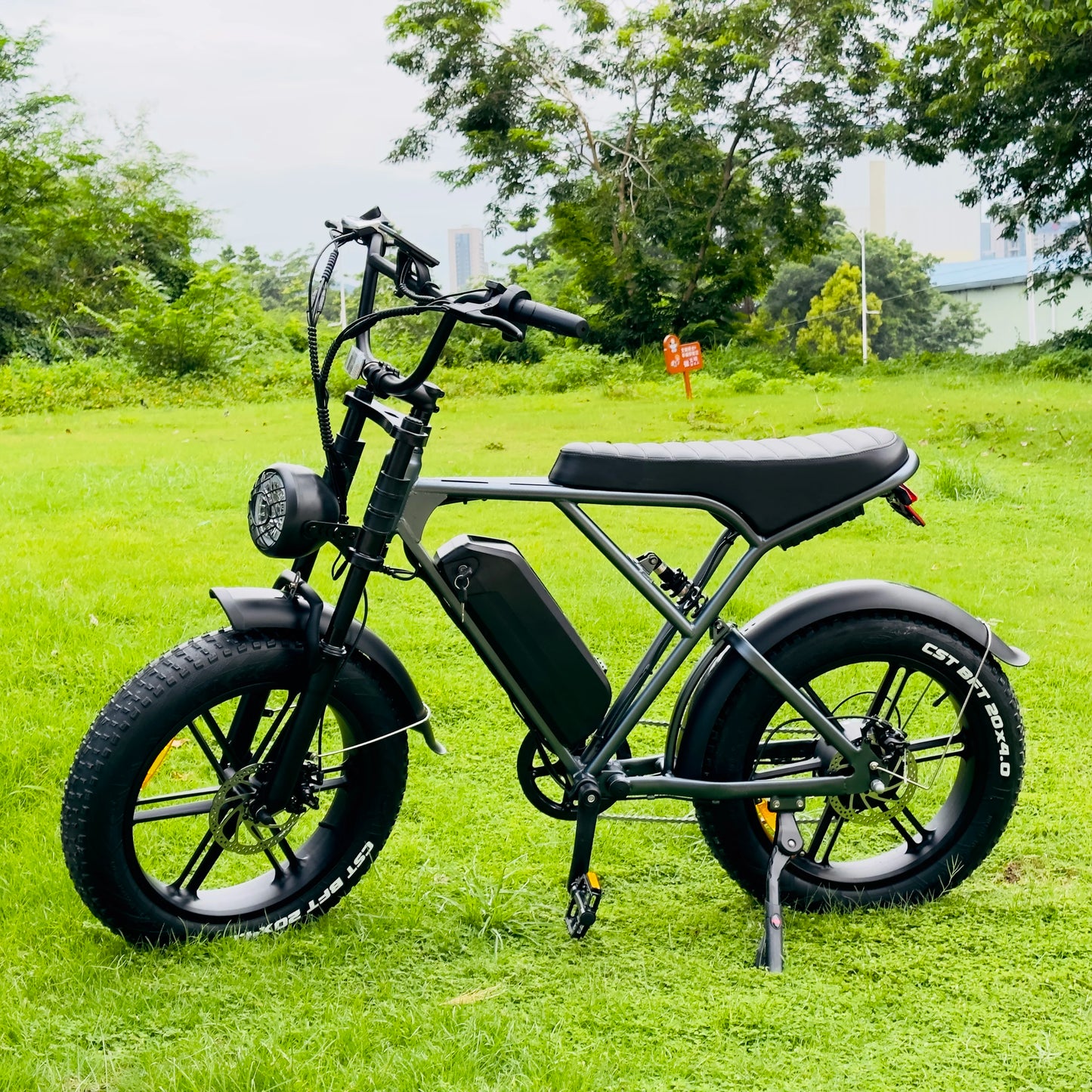 EU US UK Warehouse Retro Dirt Fat Tire E-bike OUXI V8 H9 2.0 Long Range 20*4.0" Off-Road Electric Bicycle 250w Fatbike 25km/h